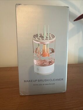 Electric Makeup Brush Cleaner in Pink and White